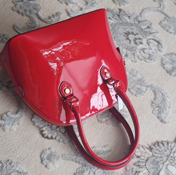 NWT Call It Spring Glossy Red Vegan DOCTOR HANDBAG - Picture 5 of 13